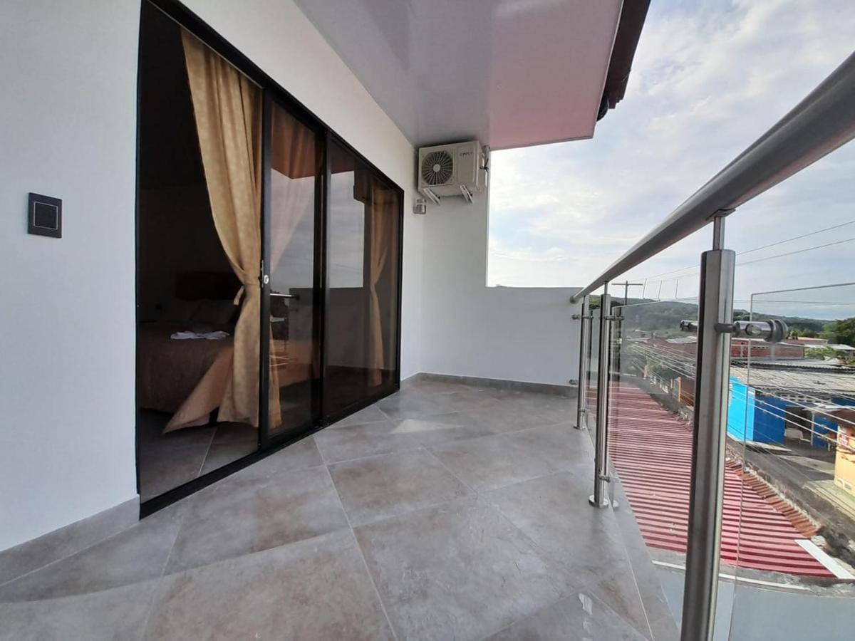 Katara Boutique Hotel Марікіта Екстер'єр фото