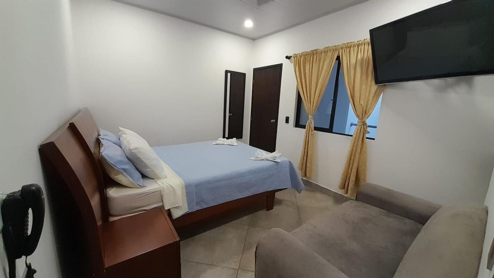 Katara Boutique Hotel Марікіта Екстер'єр фото