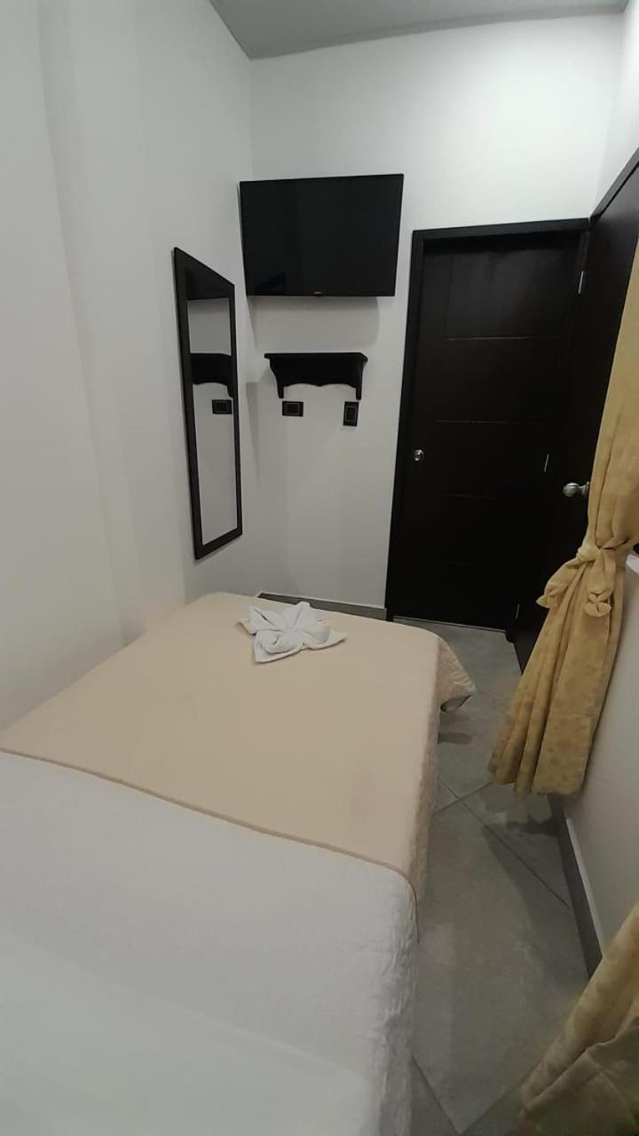 Katara Boutique Hotel Марікіта Екстер'єр фото