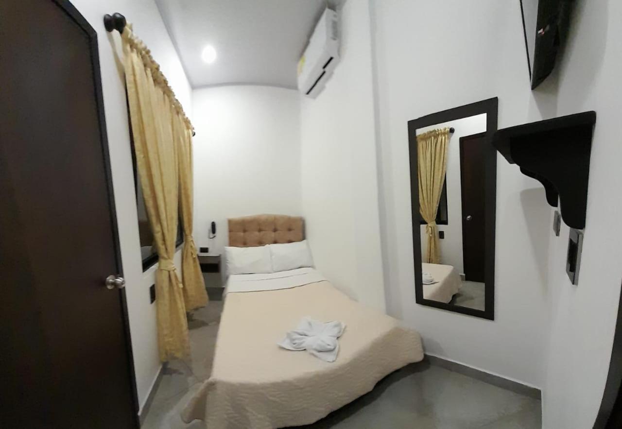 Katara Boutique Hotel Марікіта Екстер'єр фото